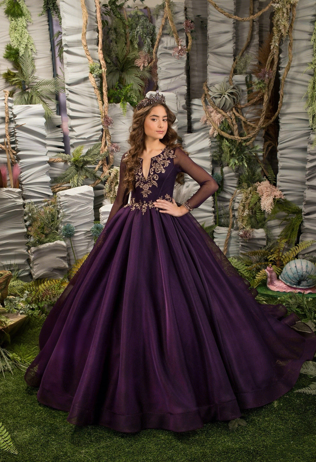 3m / Deep Purple Sunnypetal Deep Purple Tulle Flower Girl Dresses V-Neck Gold Embroidery Pageant Ball-Gown