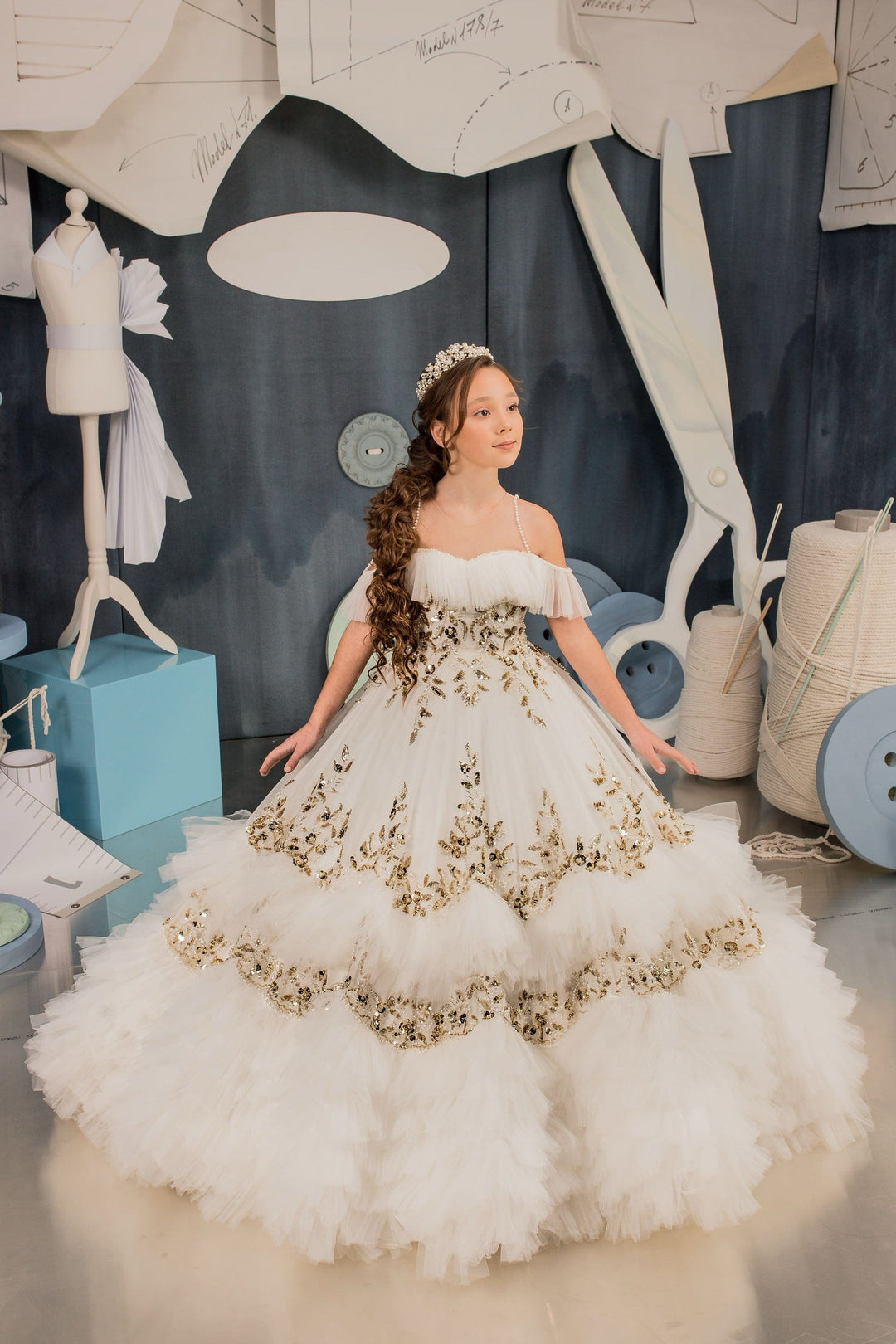 3m / Ivory Sunnypetal Gorgeous Off-Shoulder Gold Sequins Layered Tulle Flower Girl Pageant Gown