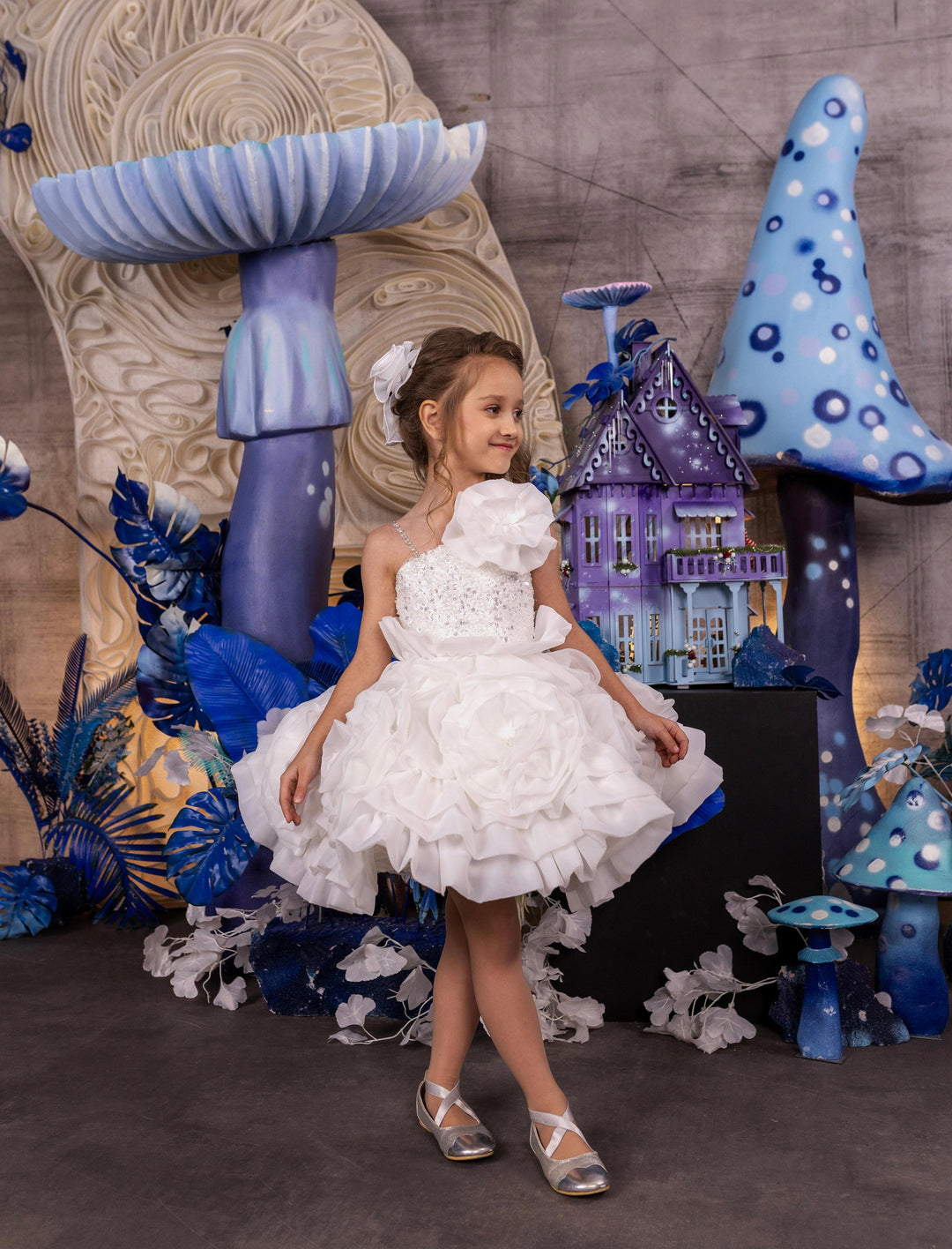 3m / White Sunnypetal Elegant White Rose-Lnspired Ruffle Flower Girl Dress