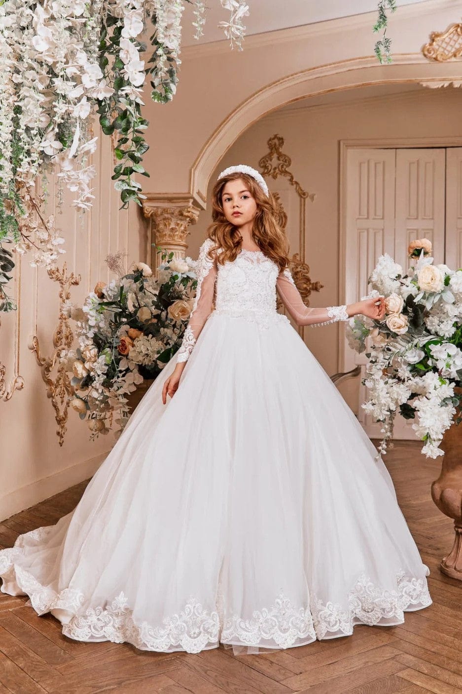 Sunnypetal White Lace Long Sleeve First Communion Dress with Pearls and Rhinestones Sunnypetal White Lace Long Sleeve First Communion Dress with Pearls and Rhinestones