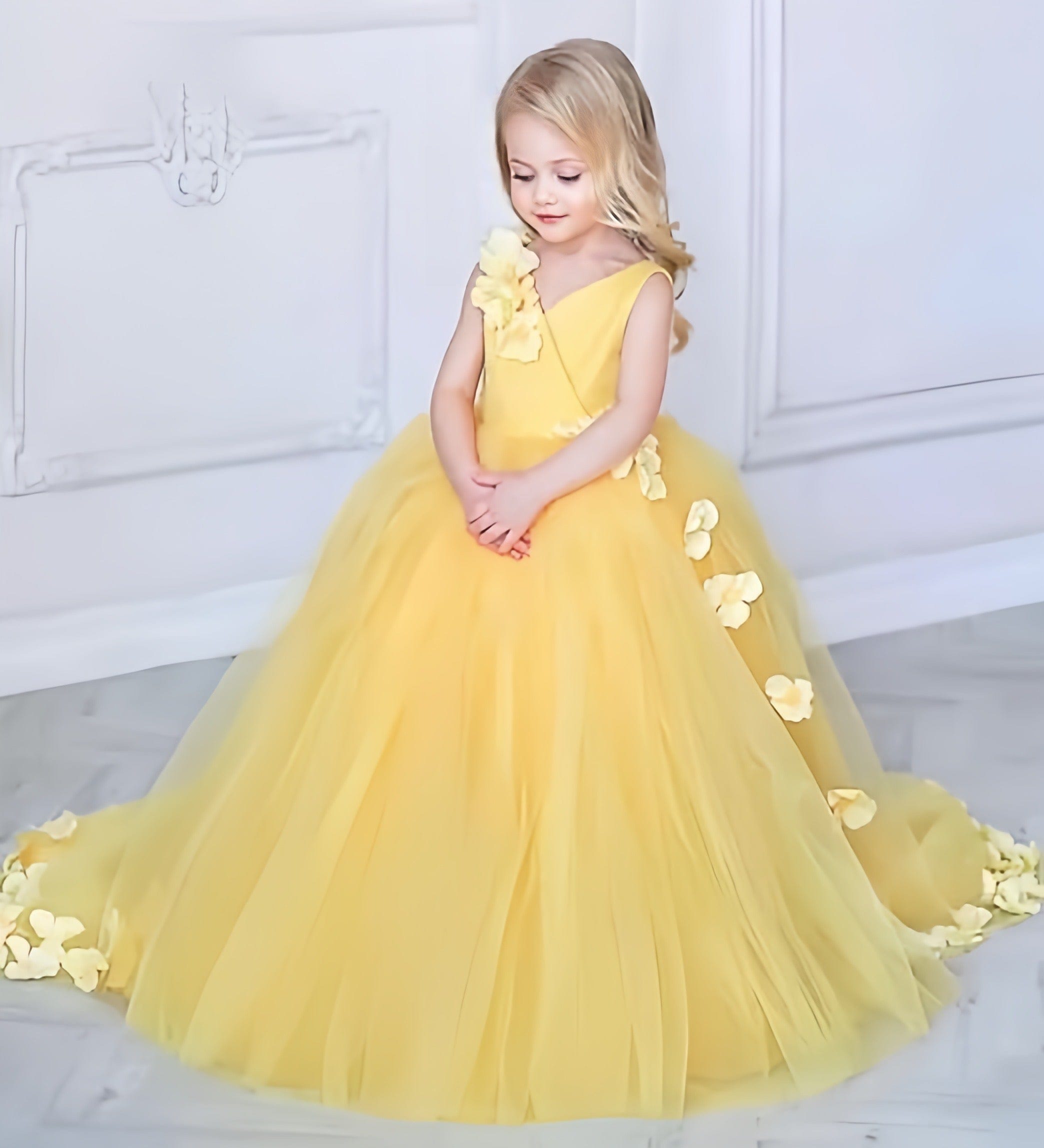 Sunnypetal Yellow Puffy Tulle Flower Girl Dresses 3D Floral