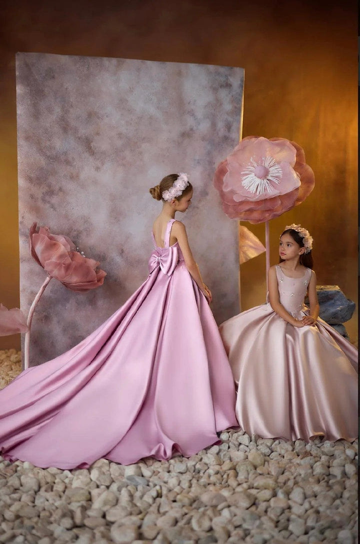 6m / Light Cappuccino Sunnypetal Luxurious Satin Sleeveless Square Neck Long Princess Flower Girl Dresses with Bow