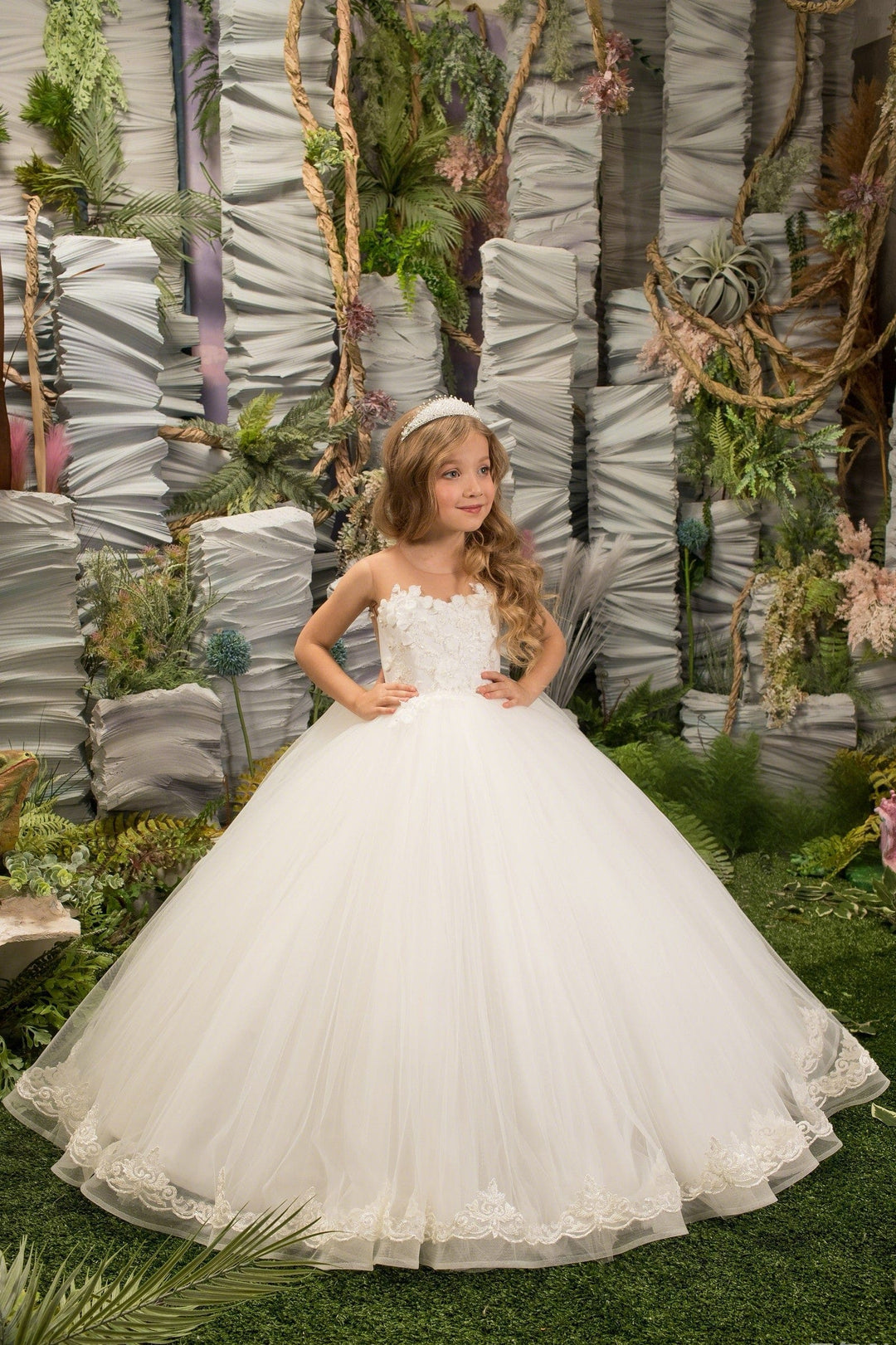 9m / Ivory / Without Train Sunnypetal Enchanting Tulle Flower Girl Dress with Lace Floral Appliques and Cathedral Train