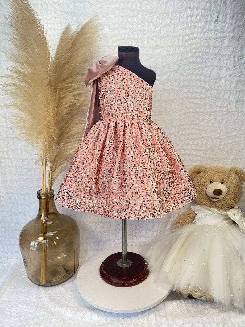 9m / Pink / Knee-Length Sunnypetal Sparkly Blue One Shoulder Sequin Velvet Bow Knee-Length Flower Girl Dresses