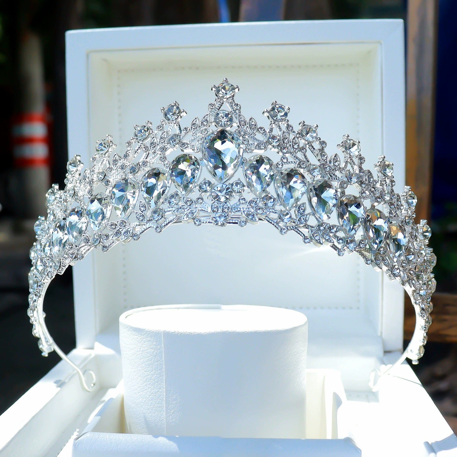Sunnypetal Birthday Tiaras and Crowns for Girls Princess 