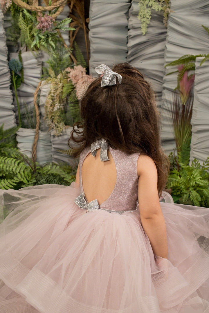 Sunnypetal Adorable Ruffled Tulle Princess Gown Flower Girl Dress