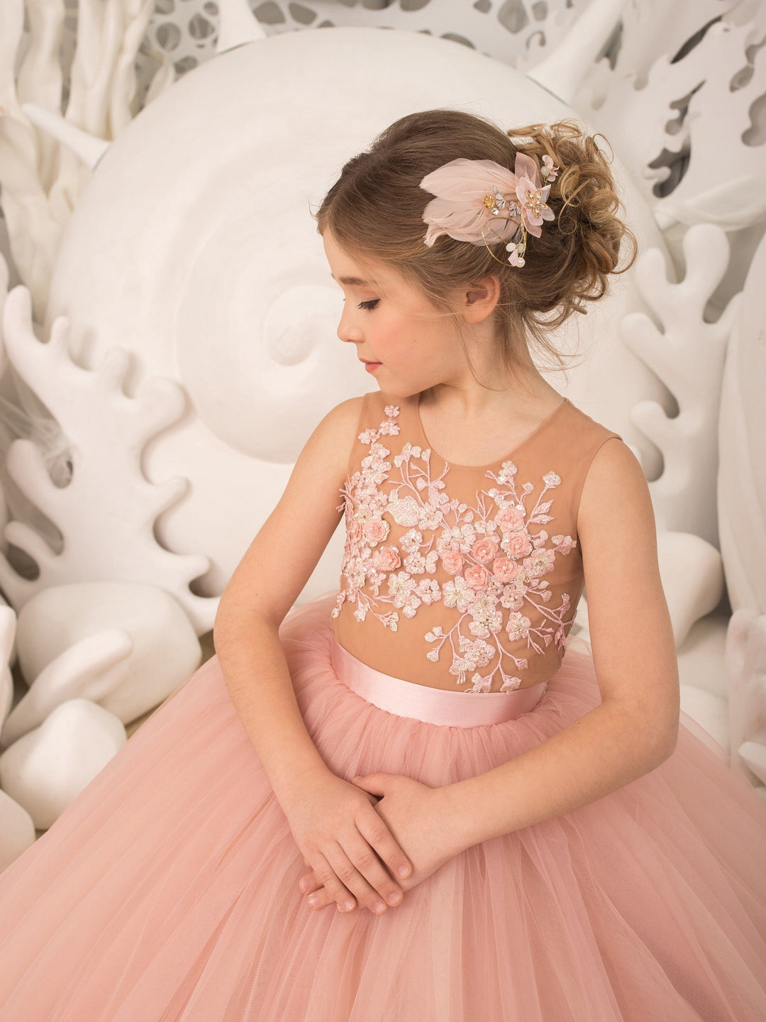 Sunnypetal Ball-Gown 3D Floral Appliques Bodice Floor-Length Puffy Tulle Flower Girl Dresses