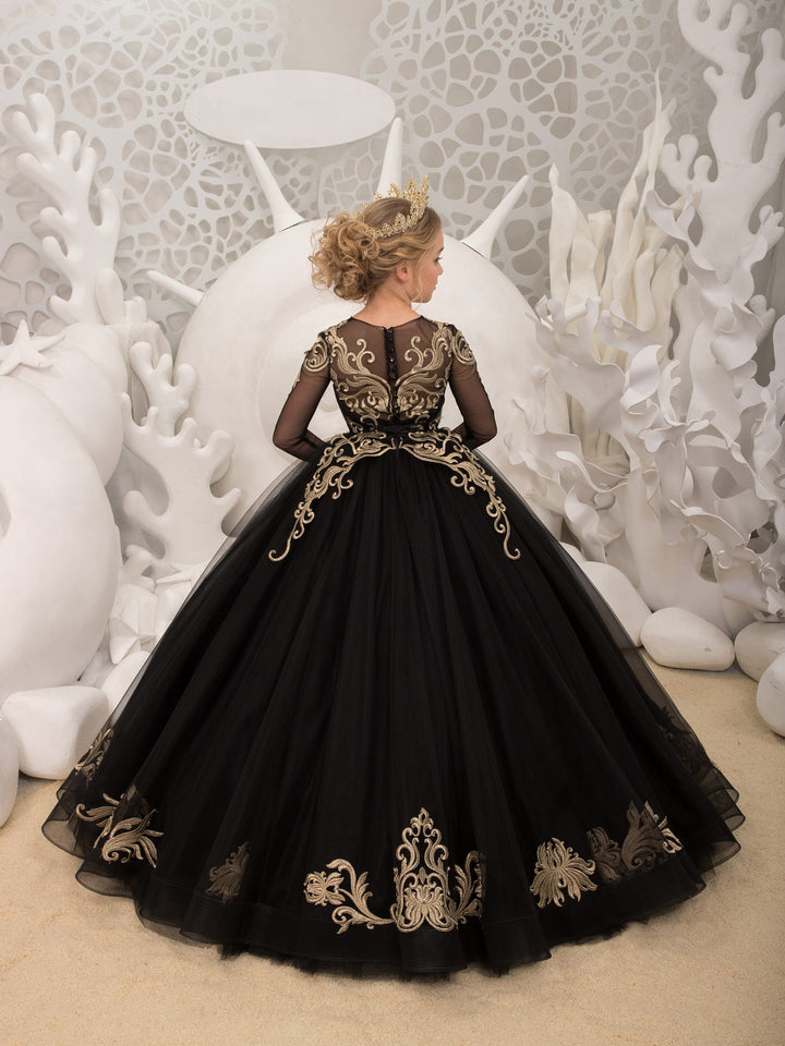 Sunnypetal Black Long Sleeves Gold Embroidery Appliques Tulle Flower Girl Dresses