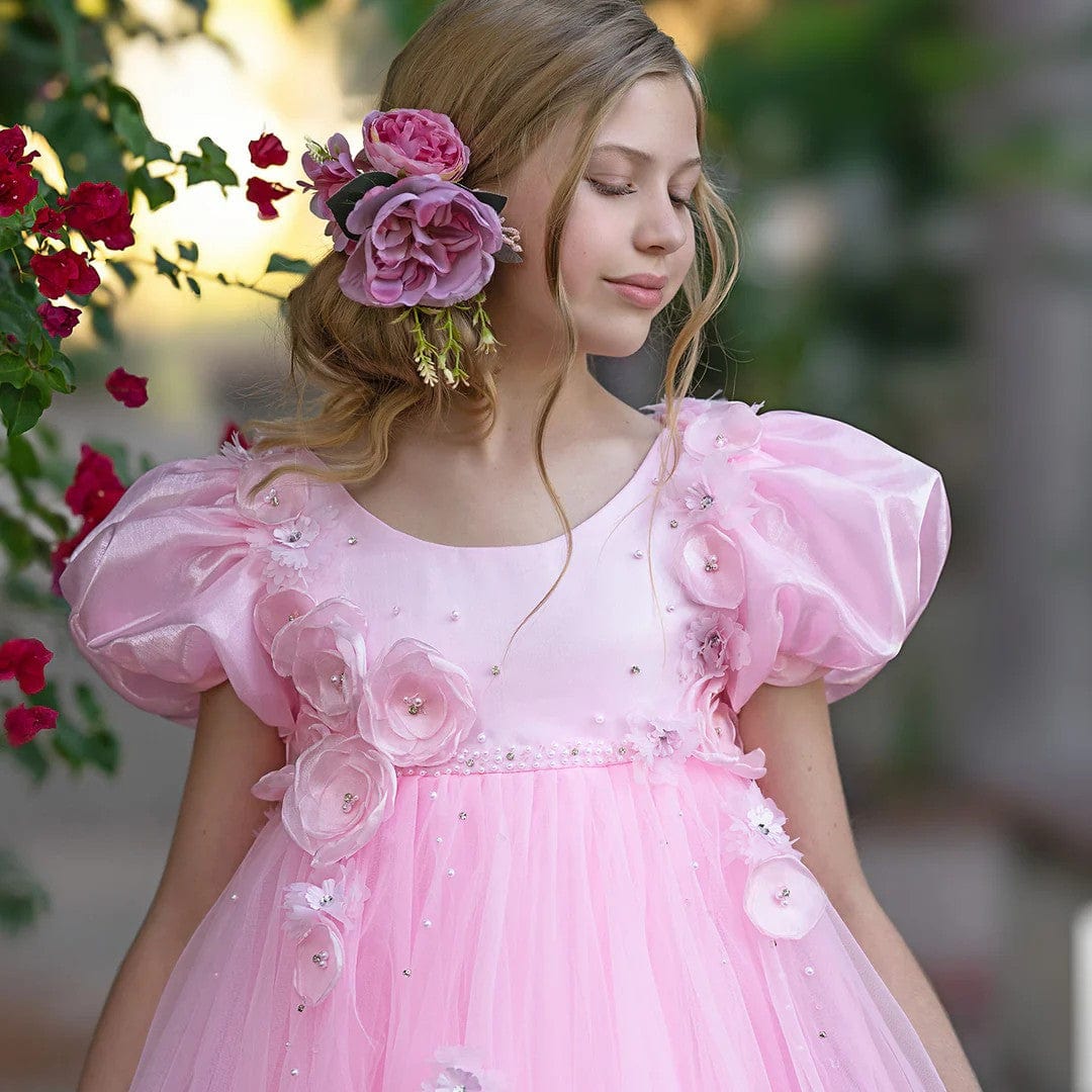 Sunnypetal Charming Pink Puff Sleeves Floor-Length Flower Girl Dresses with Tulle Cape 3D Flowers
