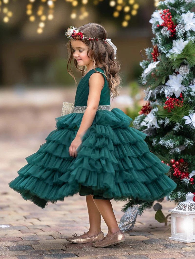 Sunnypetal Dark Green V-Neck Tulle Ruffled Flower Girl Dresses with Gold Bow