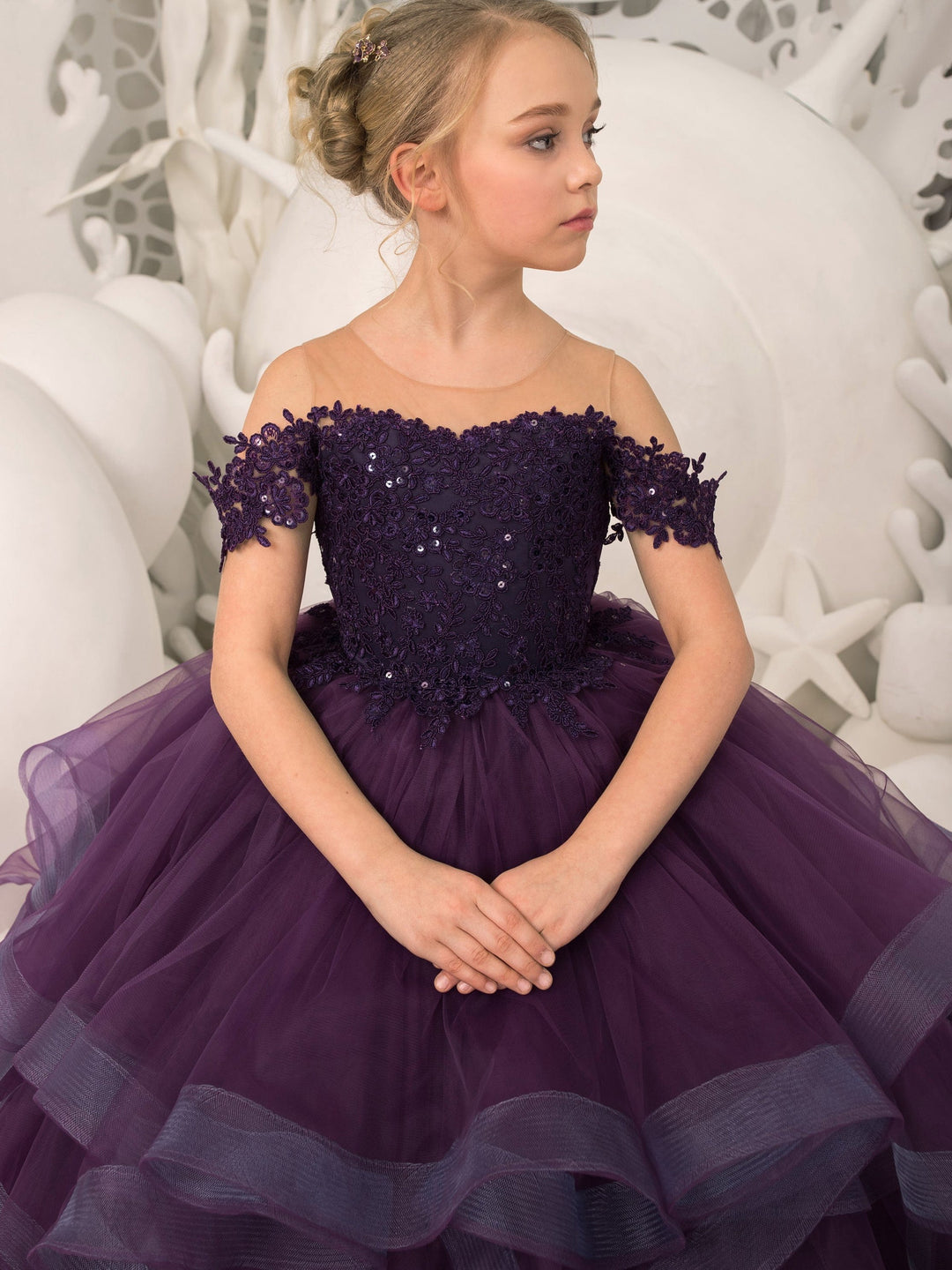 Sunnypetal Dark Purple Puffy Tulle Flower Girl Dress Off-The-Shoulder Beading Sequins Pageant Gown