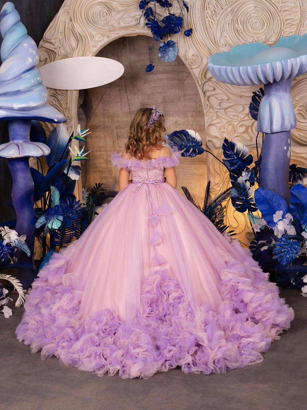 Sunnypetal Dreamy Ruffles Puffy Tulle Dress Off-Shoulder Pageant Princess Flower Girl Dresses