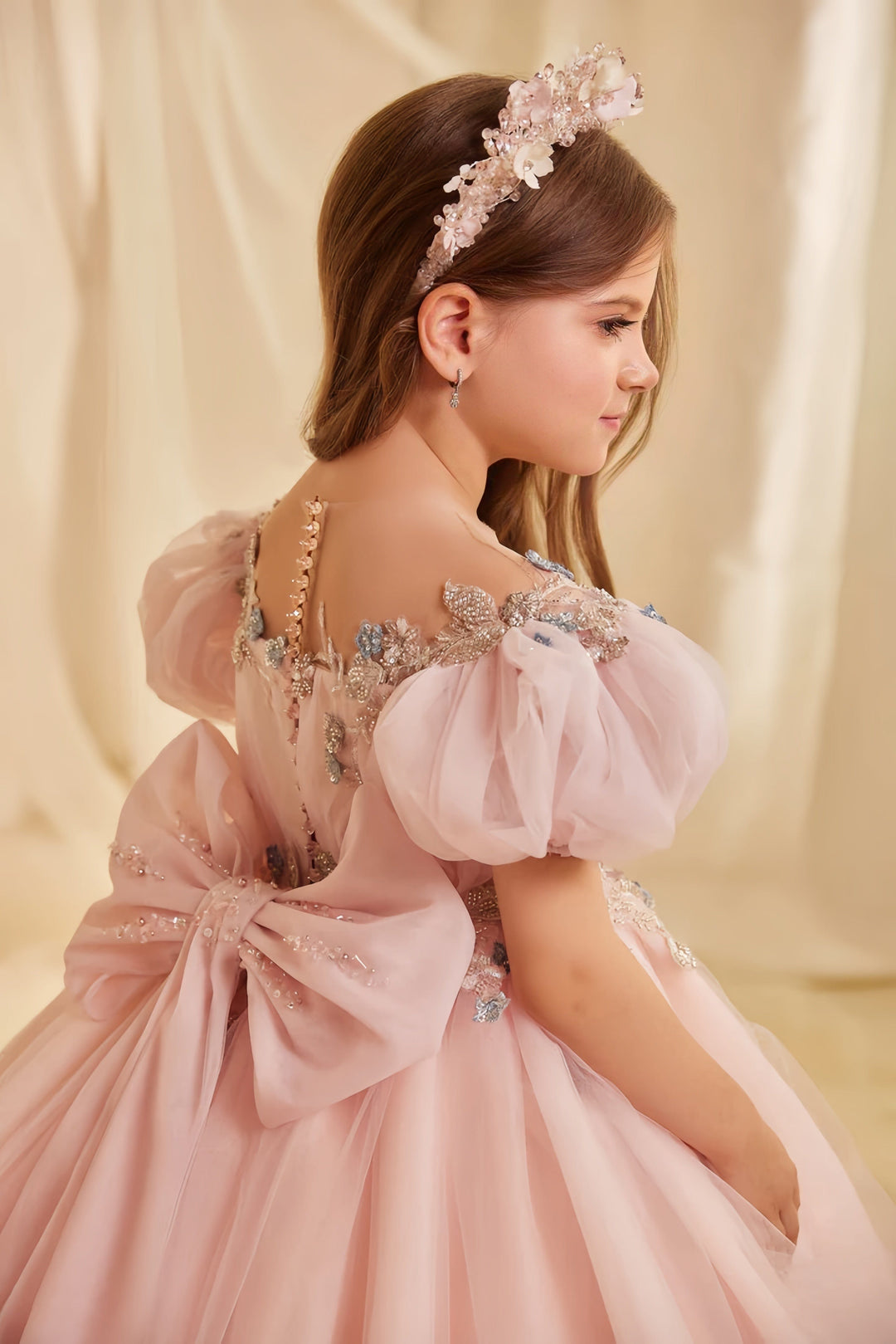 Sunnypetal Elegant Blush Pink Puff Sleeve Embroidered Tulle Flower Girl Dress