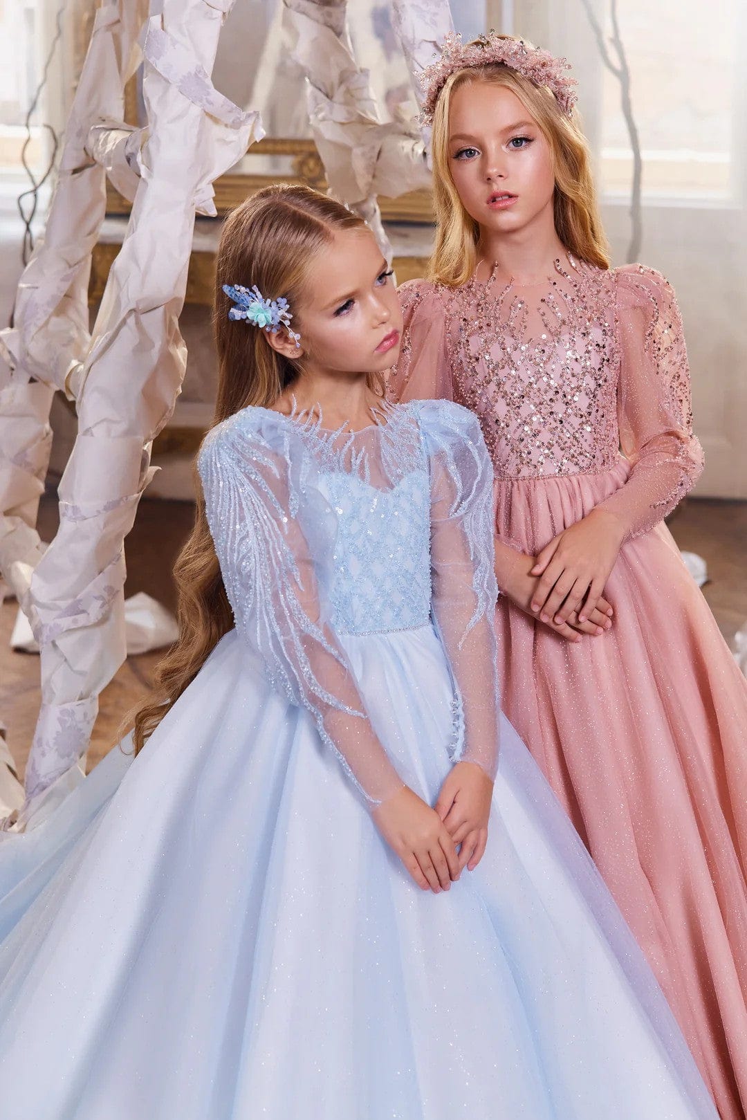 Sunnypetal Elegant Fairy Tale Embroidered Tulle Flower Girl Gown