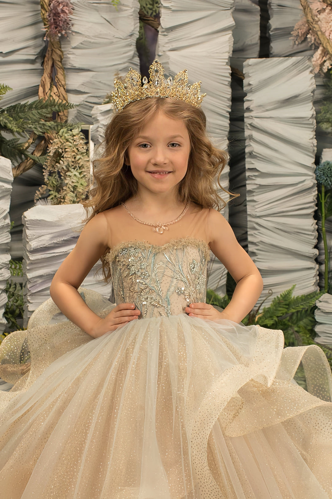 Sunnypetal Elegant Golden Sparkling Tulle Long Princess Flower Girl Dress