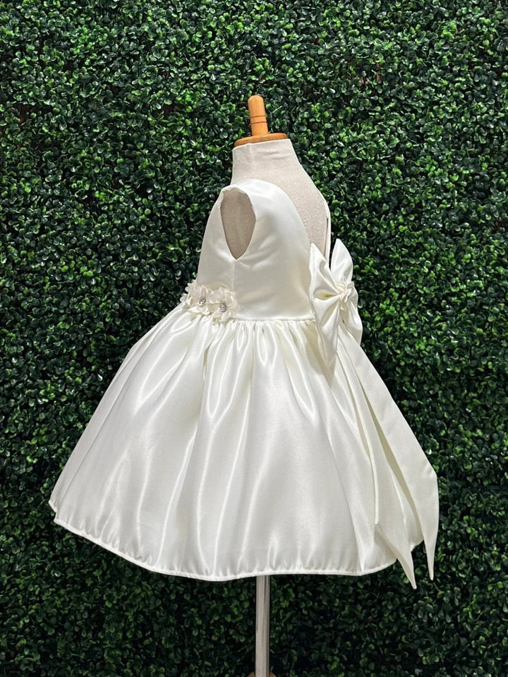 Sunnypetal Elegant Ivory Satin Flower Girl Dresses Wedding Communion Princess Dress
