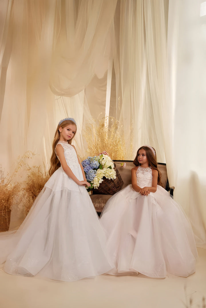 Sunnypetal Elegant Lace Tulle Ball Gown Flower Girl Dress with Floral Appliques and Sequin Details