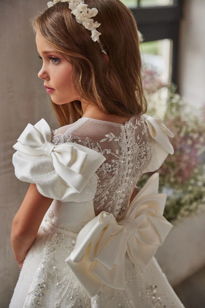 Sunnypetal Elegant Puff Sleeves Bow-Embellished Flower Girl Dress with Sparkling Beads