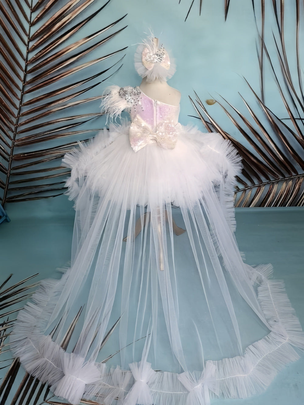 Sunnypetal Elegant White One-Shoulder Flower Girl Dresses Wedding Birthday Prom Gown