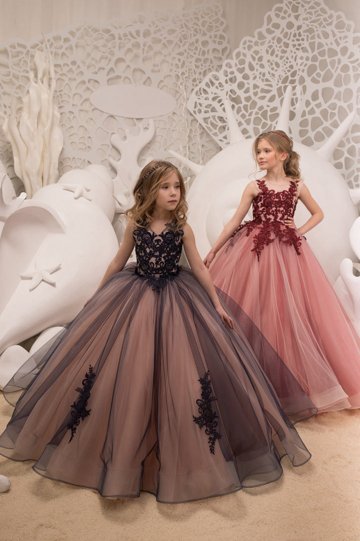 Sunnypetal Embroidery Floral Appliques Floor-Length Tulle Flower Girl Dresses