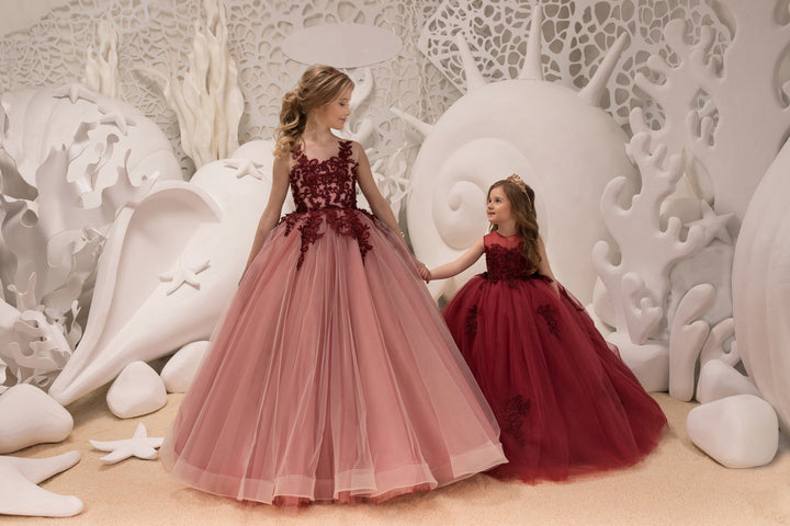 Sunnypetal Embroidery Floral Appliques Floor-Length Tulle Flower Girl Dresses