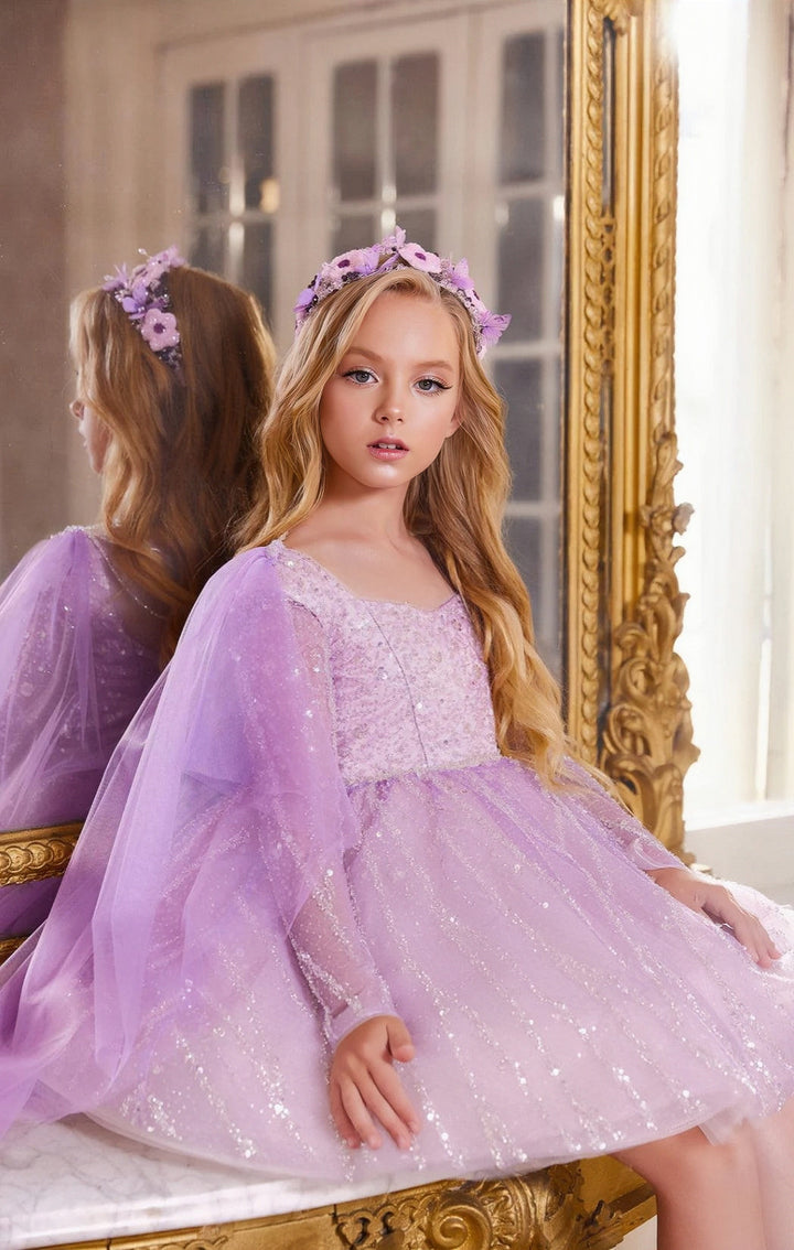 Sunnypetal Enchanted Elegance Shiny Tulle Knee-Length Flower Girl Dresses with Sparkling Cape