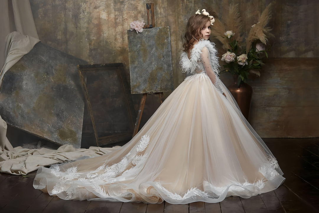 Sunnypetal Enchanting Feather-Trimmed Lace Ball Gown for Little Princesses