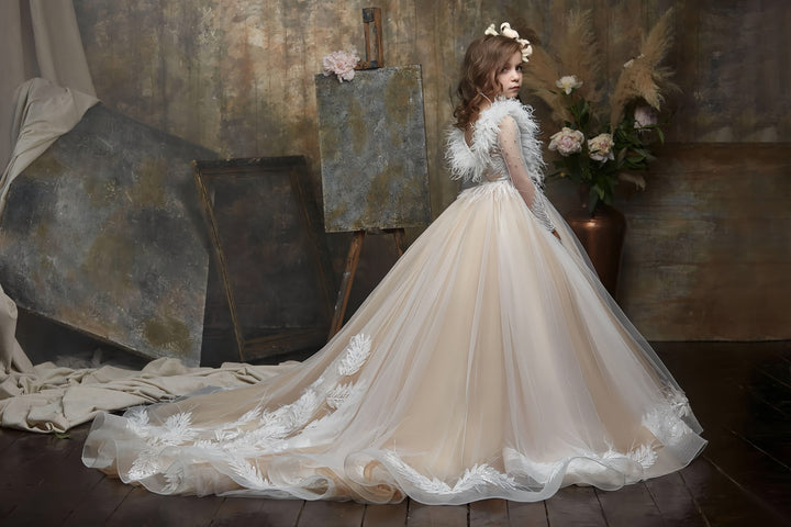 Sunnypetal Enchanting Feather-Trimmed Lace Ball Gown for Little Princesses