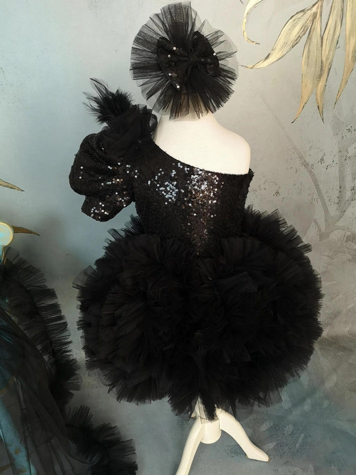 Sunnypetal Exquisite Black Sequin Flower Girl Dresses for Special Occasion