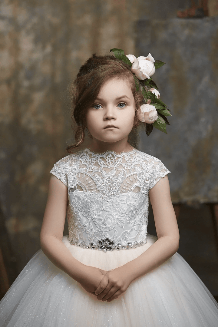 Sunnypetal Exquisite Cap Sleeves Lace & Tulle Flower Girl Dresses for Wedding