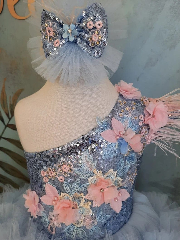 Sunnypetal Exquisite Light Blue Asymmetry Flower Girl Dresses Birthday Prom Pageant Gown