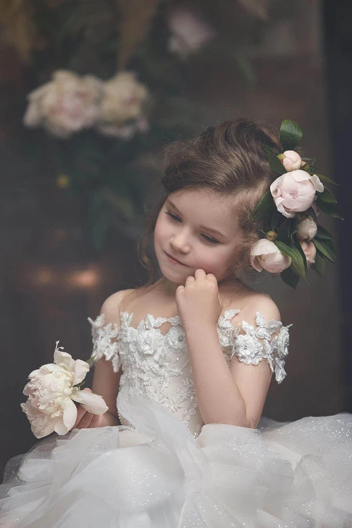 Sunnypetal Exquisite Off Shoulder Floral Ruffles Ball Gown Flower Girl Dress