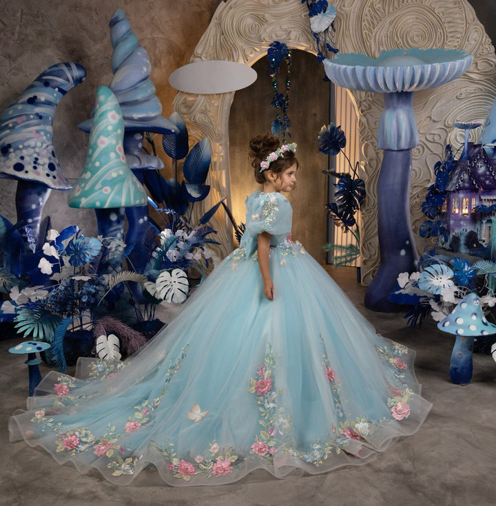 Sunnypetal Exquisite Puffy Sleeves Princess 3D Butterfly Flower Appliques Long Tulle Pageant Dress