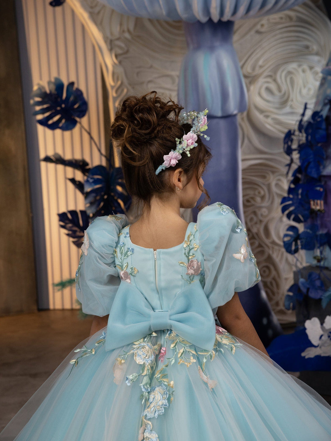 Sunnypetal Exquisite Puffy Sleeves Princess 3D Butterfly Flower Appliques Long Tulle Pageant Dress