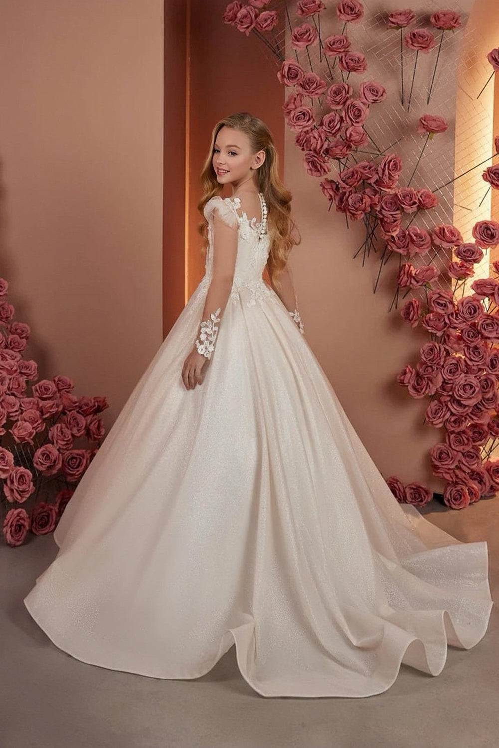 Sunnypetal Glitter Tulle Floral Appliques A-Line Flower Girl Dresses with Long Sleeves