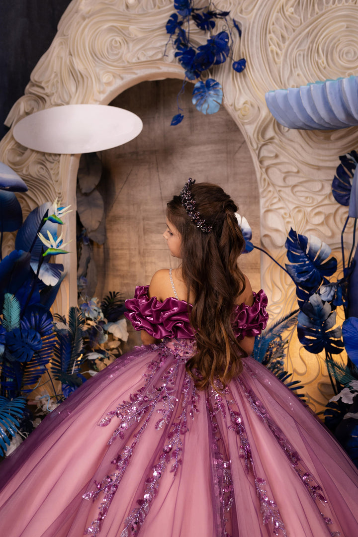 Sunnypetal Gorgeous 3D Rosette Puff Sleeves Spaghetti Straps Beading Sequins Tulle Ball-Gown Dress