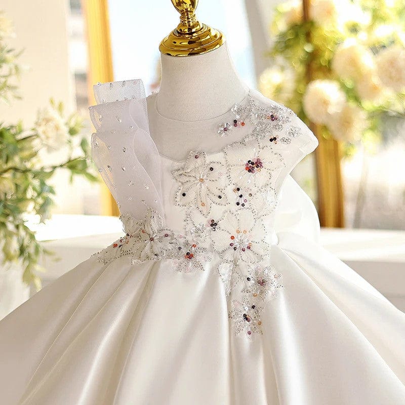 Sunnypetal Ivory Satin Floral Appliques Knee-Length Flower Girl Dresses with Bow