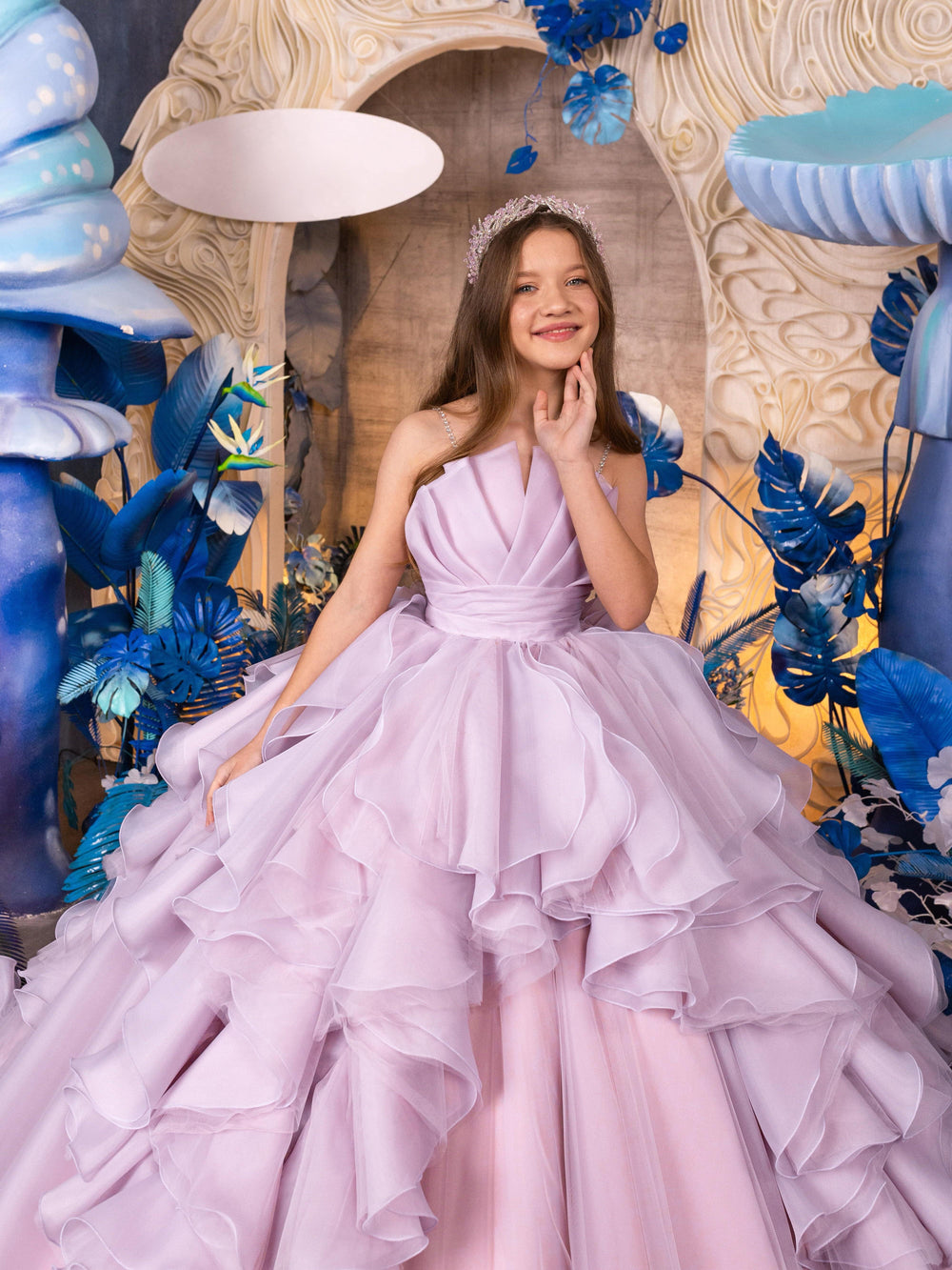 Sunnypetal Lavender Ruffled Tulle Flower Girl Dress with Sweetheart Neckline and Sparkling Straps