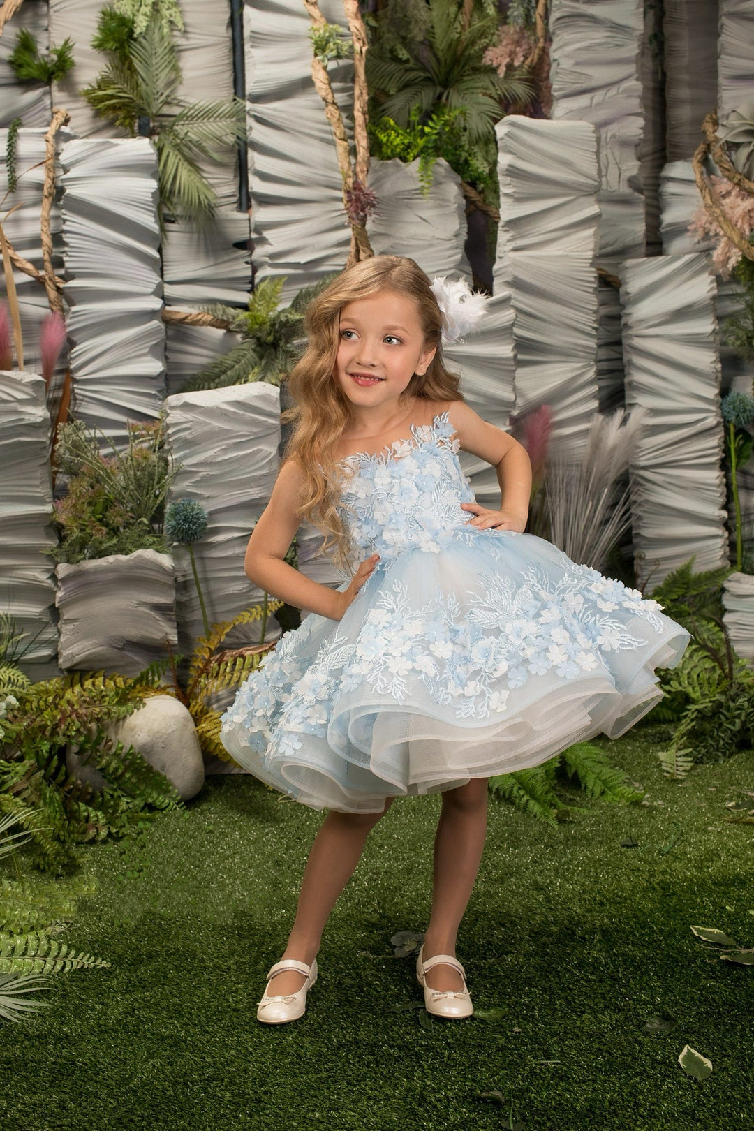 Sunnypetal Light Blue Puff Tulle 3D Flora Appliques Knee-Length Flower Girl Dresses