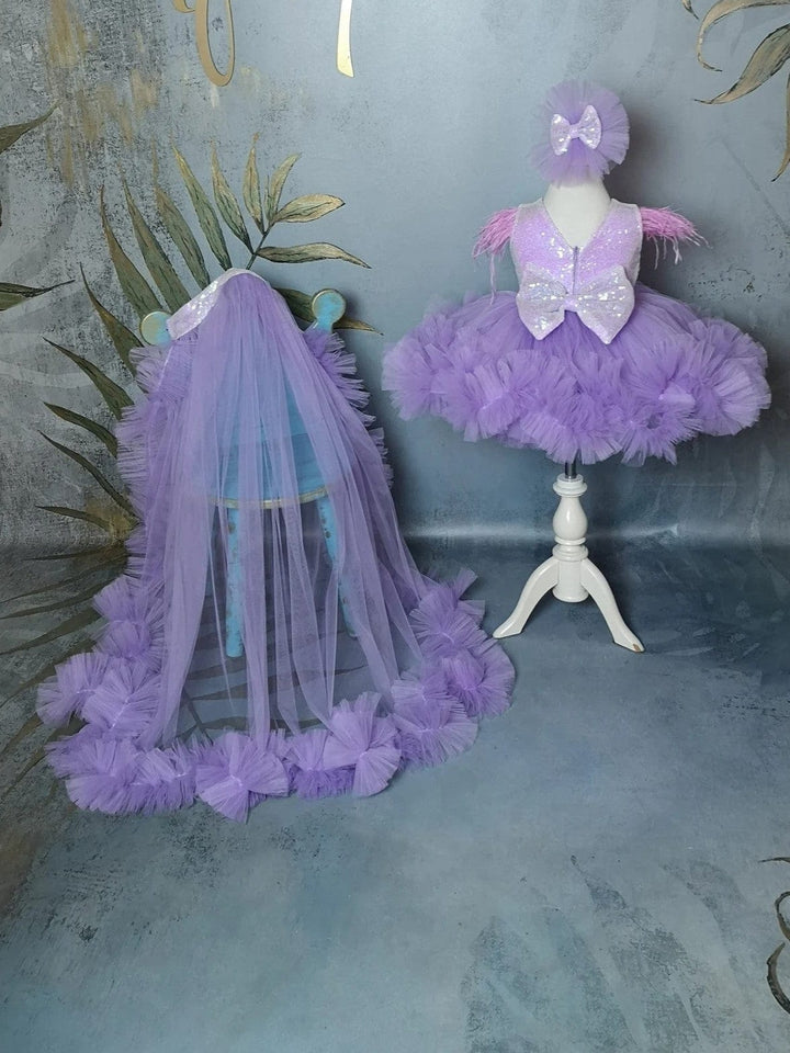 Sunnypetal Lilac Feather Sleeves Knee-Length Flower Girl Dress for Special Occasions