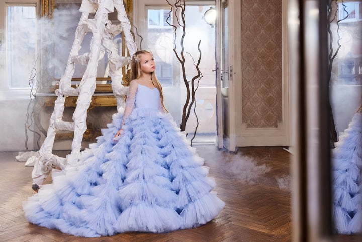 Sunnypetal Long Sleeves Dreamy Tulle Cascade Gown Flower Girl Dresses for Birthday Photoshoot Pageant