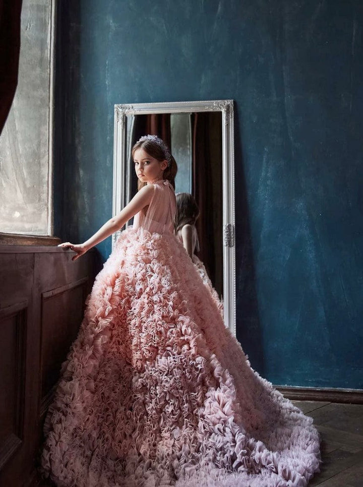 Sunnypetal Luxurious Sleeveless Puffy Tulle Flower Girl Dresses Prom Pageant Gowns