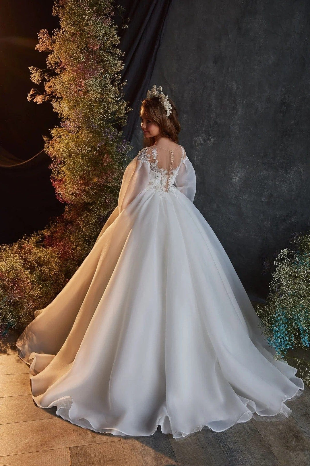 Sunnypetal Luxurious White Chiffon Puff Sleeves Flower Girl Gown with a Front Bow