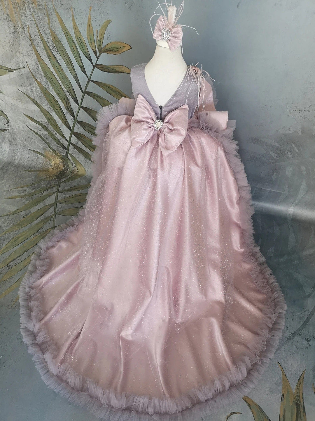 Sunnypetal Luxury Satin Flower Girl kids Dress 1st Birthday Prom Gown Detachable Train