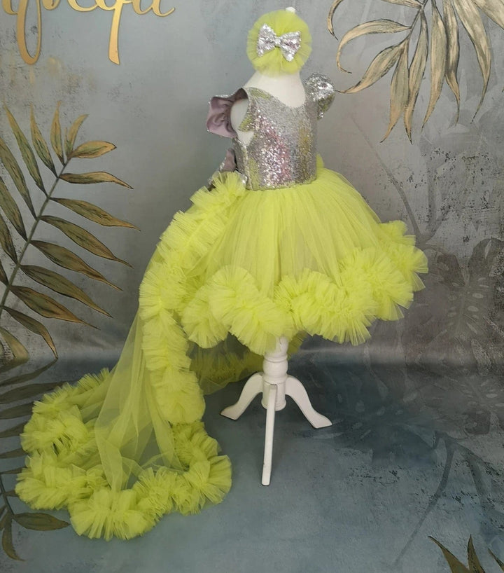 Sunnypetal Neon Green Tulle Baby Girl Tutu Pageant Dress with Detachable Train