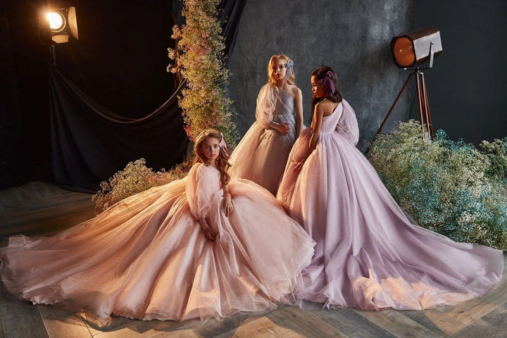 Sunnypetal One-Shoulder Long Princess Tulle Flower Girl Dresses with Puff Sleeve