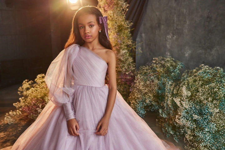 Sunnypetal One-Shoulder Long Princess Tulle Flower Girl Dresses with Puff Sleeve