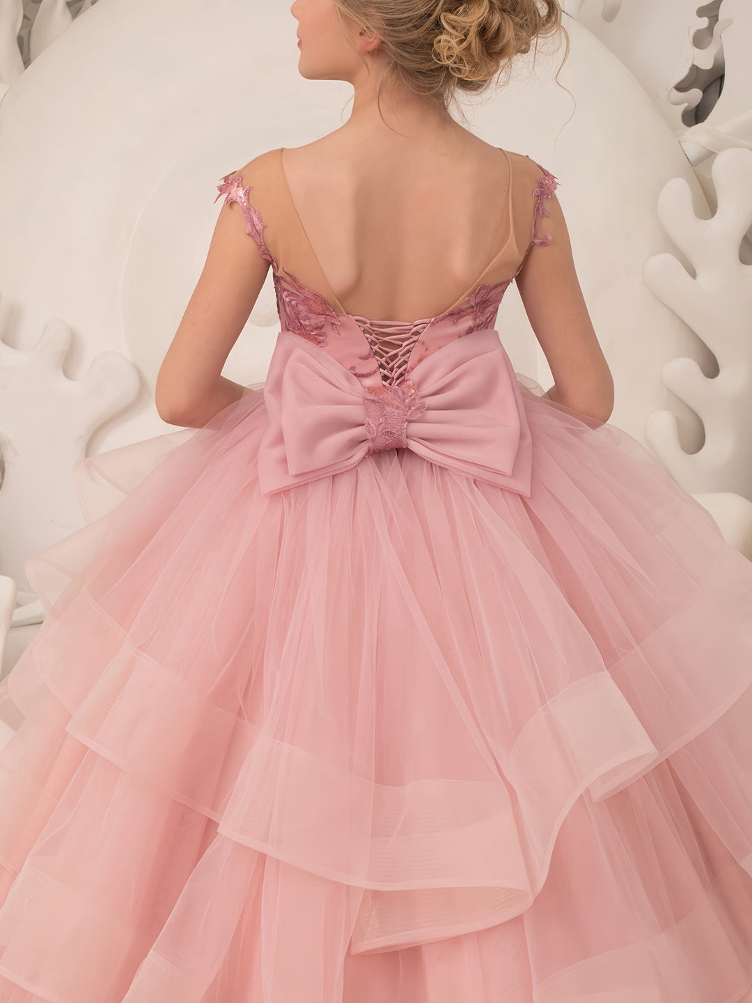 Sunnypetal Pink Floral Appliques Sequins Flower Girl Dress Tulle Layered Long Dress with Train