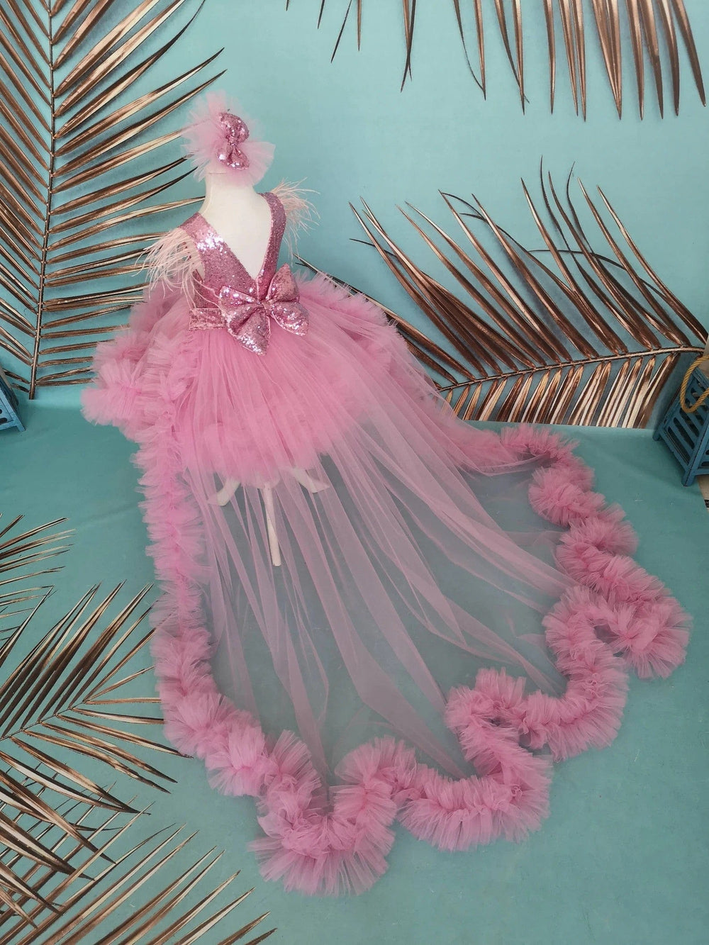 Sunnypetal Pink Little Girls Pageant Dress with Detachable Train