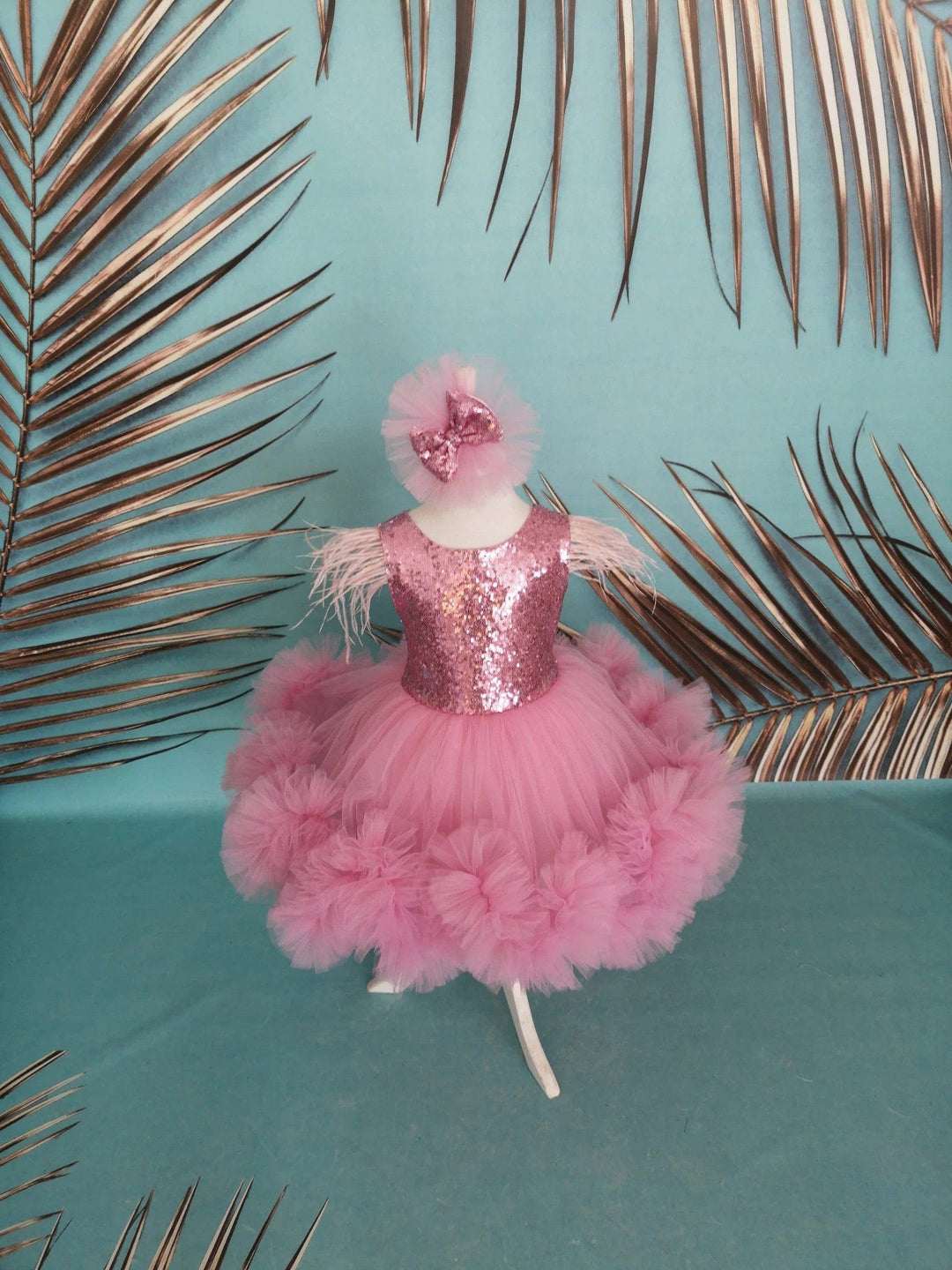 Sunnypetal Pink Little Girls Pageant Dress with Detachable Train